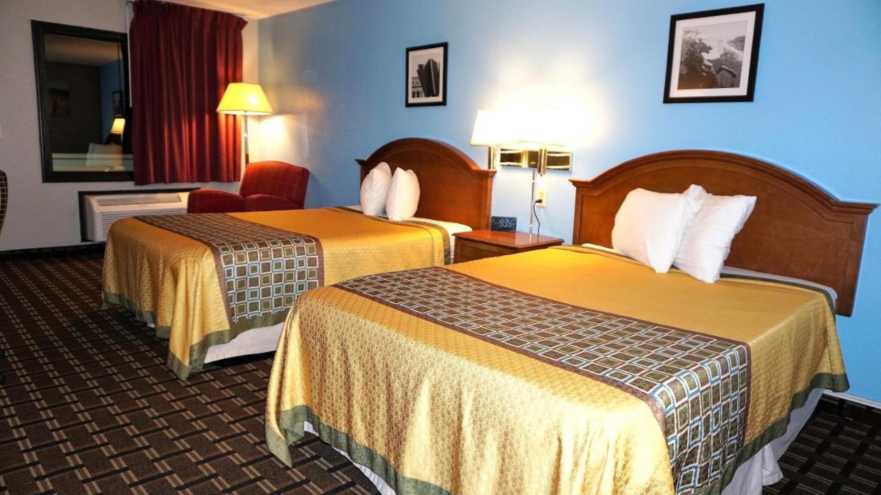 Lakes Inn Warsaw 외부 사진