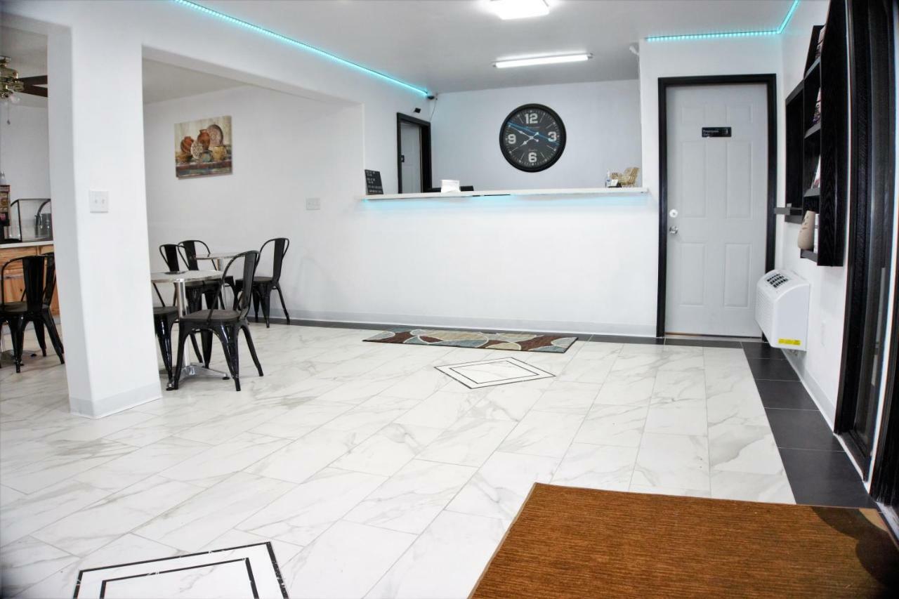 Lakes Inn Warsaw 외부 사진