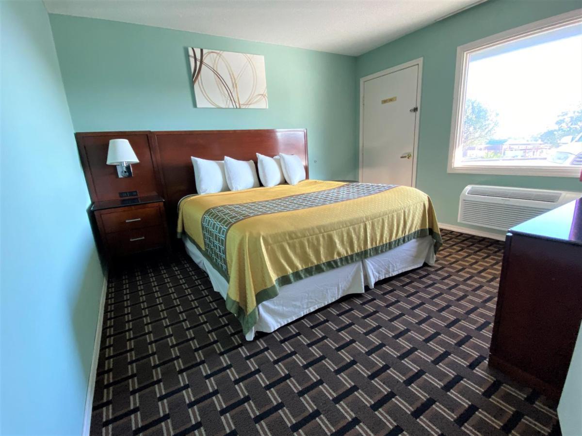 Lakes Inn Warsaw 외부 사진